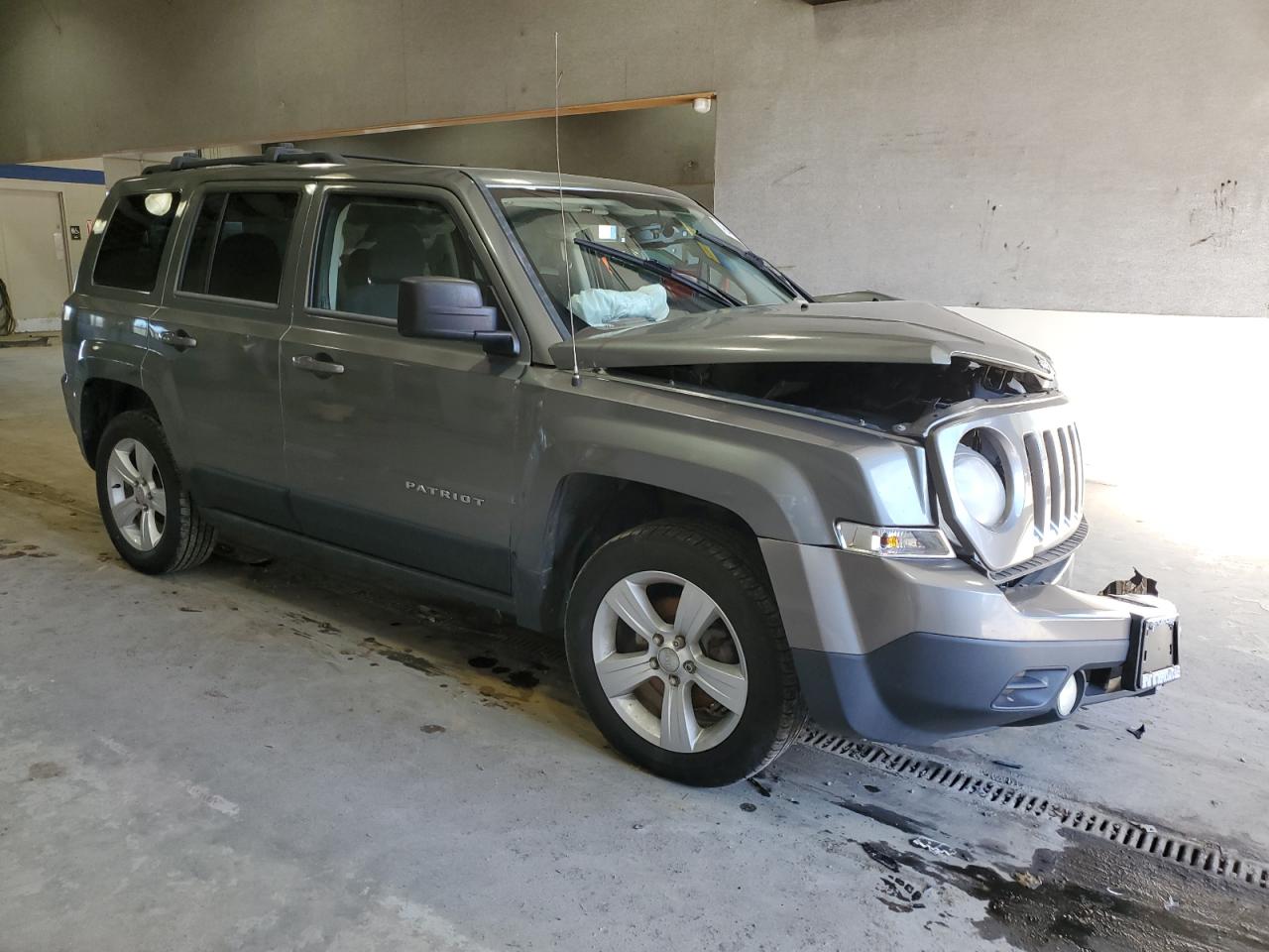 2014 Jeep Liberty (Patriot) - Image 4