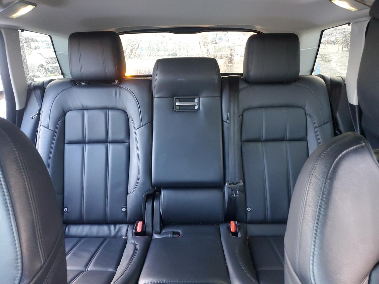 2019 Land Rover Range Rover - Image 10