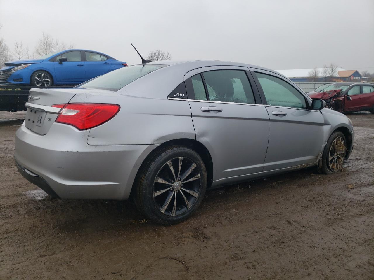 2014 Chrysler 200 - Image 3
