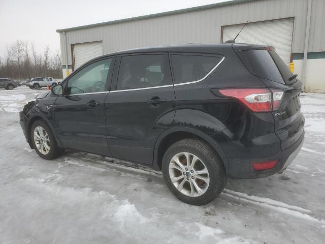 FORD ESCAPE 2017 Czarny