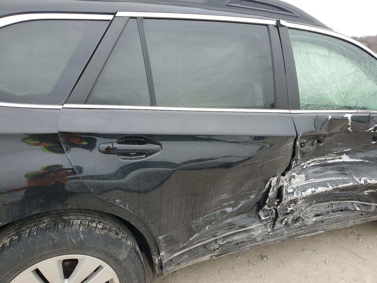 2019 Subaru Outback - Image 11