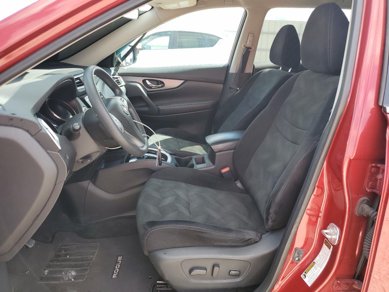 2015 Nissan Rogue - Image 7