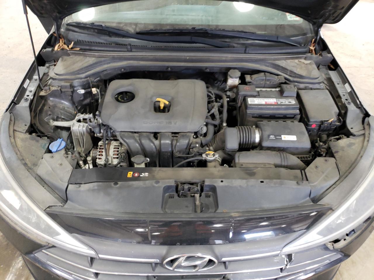2019 Hyundai Elantra - Image 11