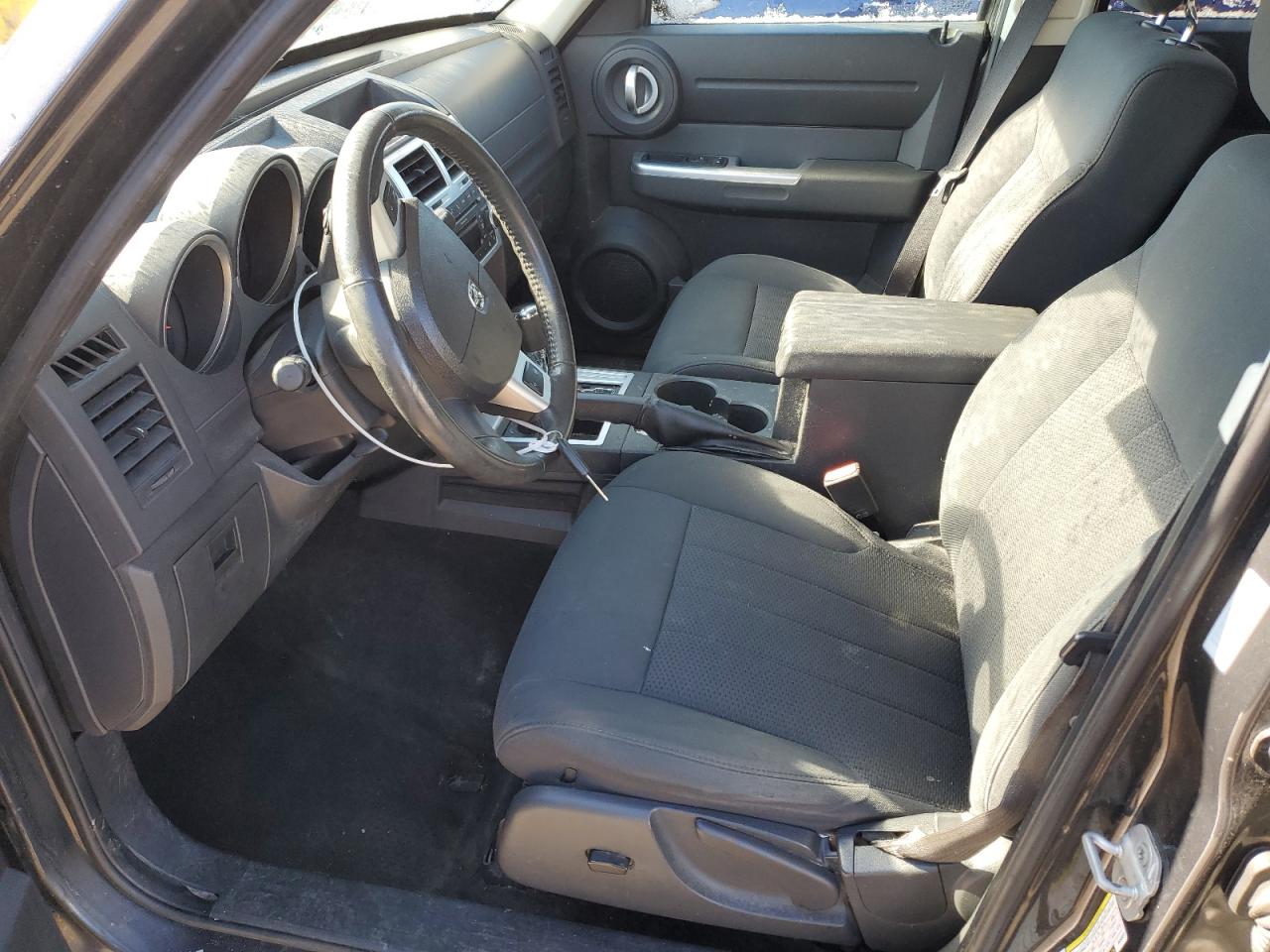 2011 Dodge Nitro - Image 7
