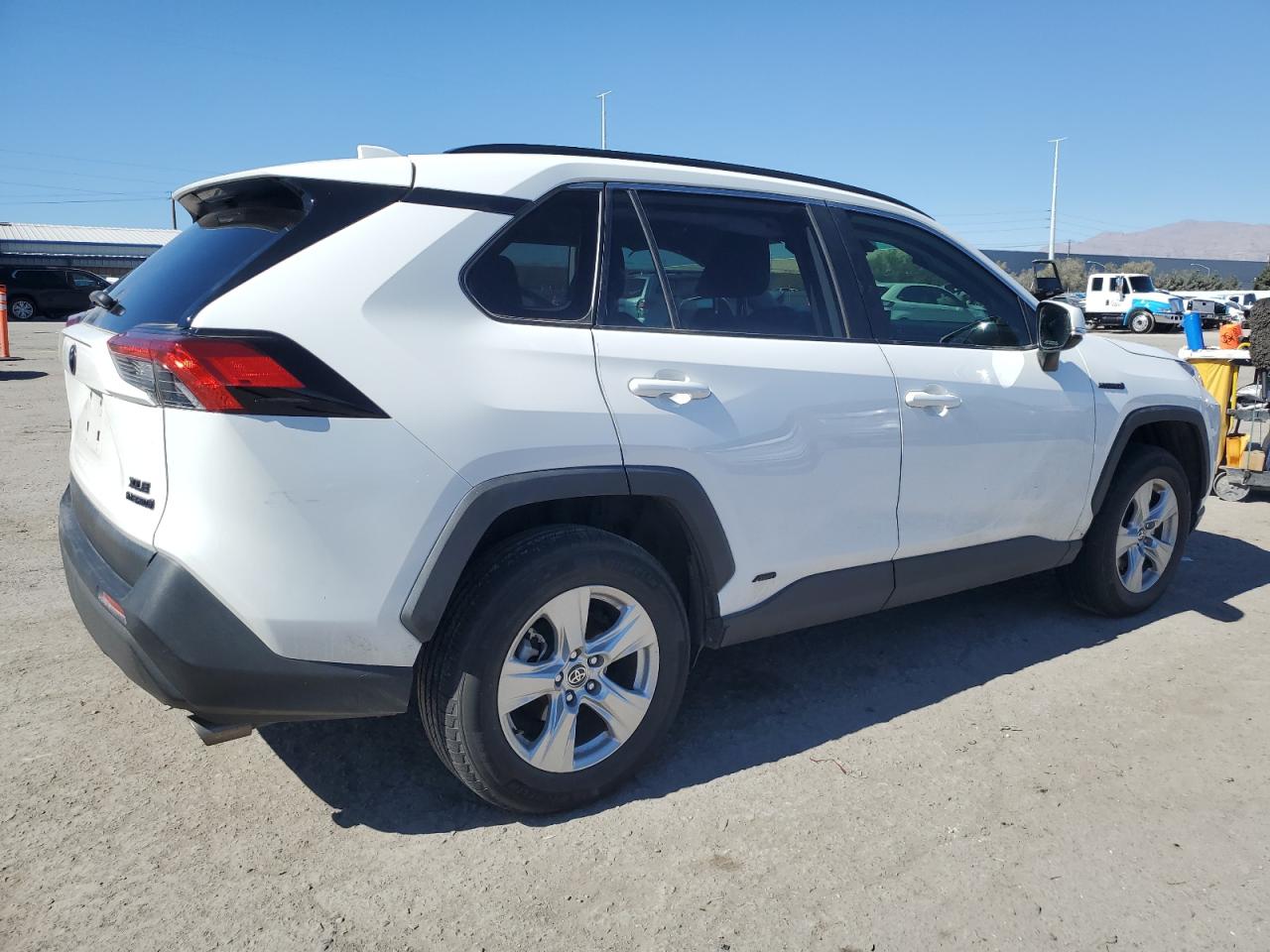 2020 Toyota RAV 4 - Image 3