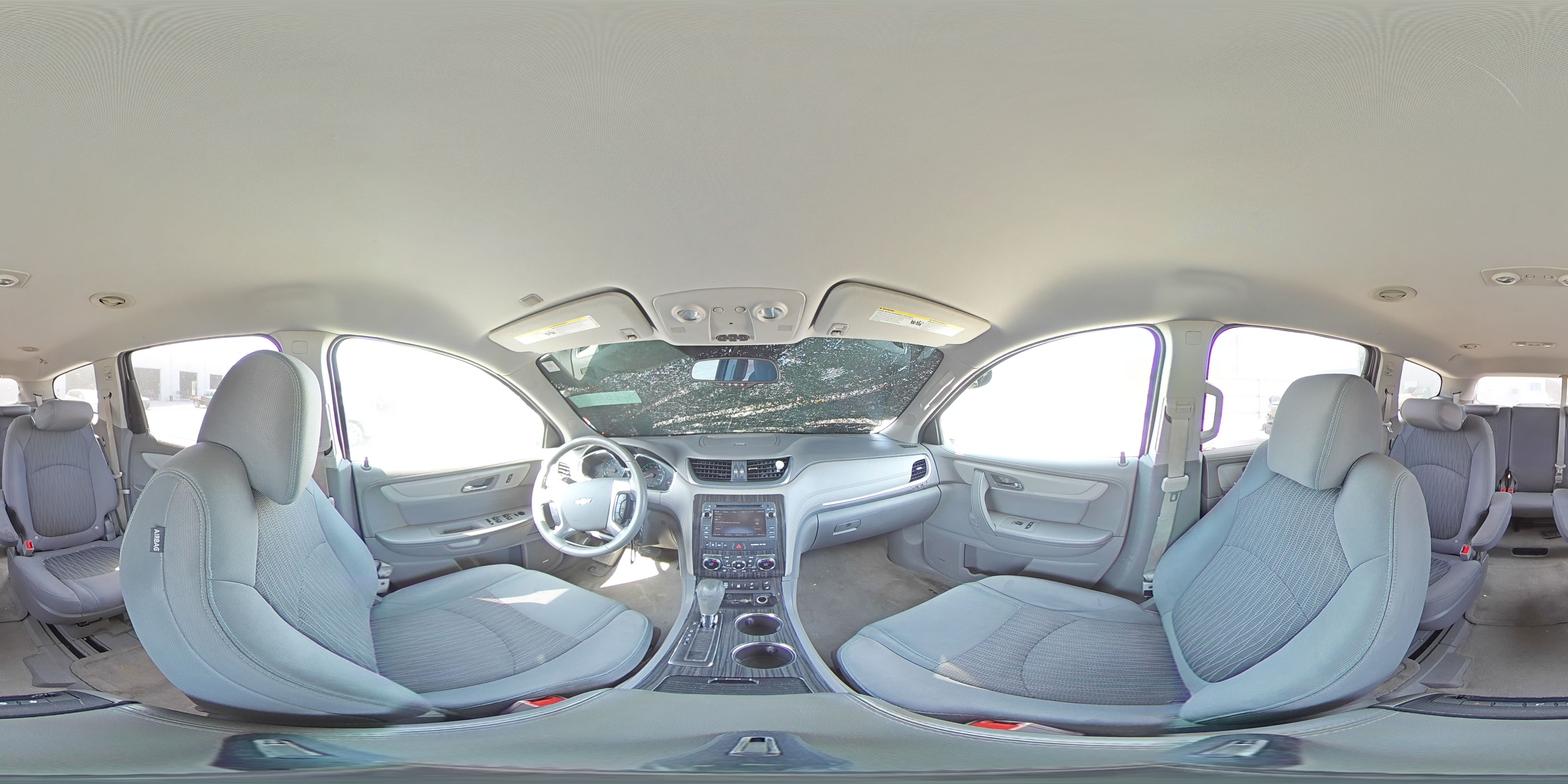 2014 Chevrolet Traverse - Image 14