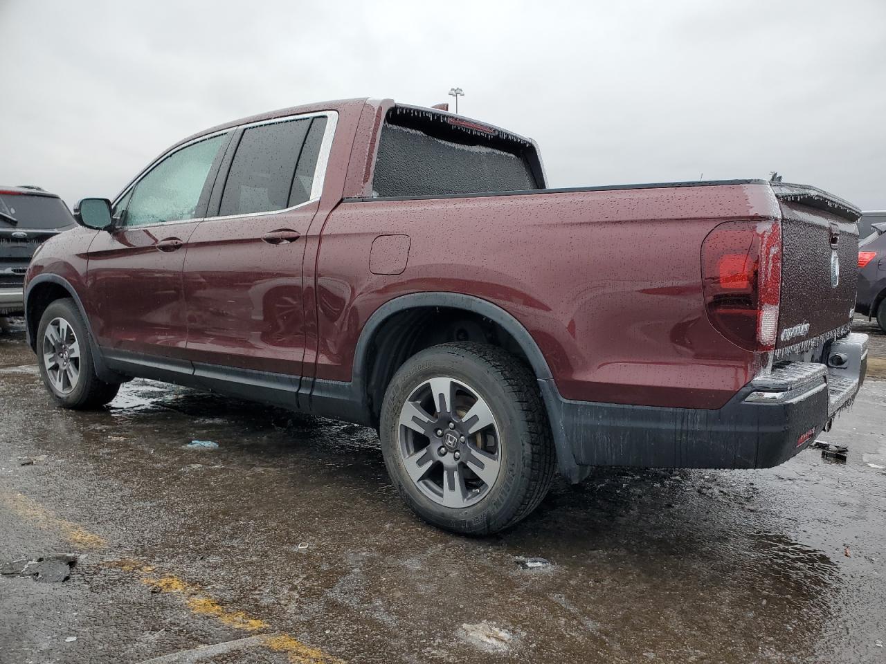 2018 Honda Ridgeline - Image 2
