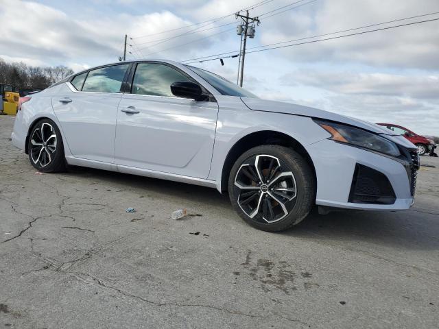  NISSAN ALTIMA 2024 Szary