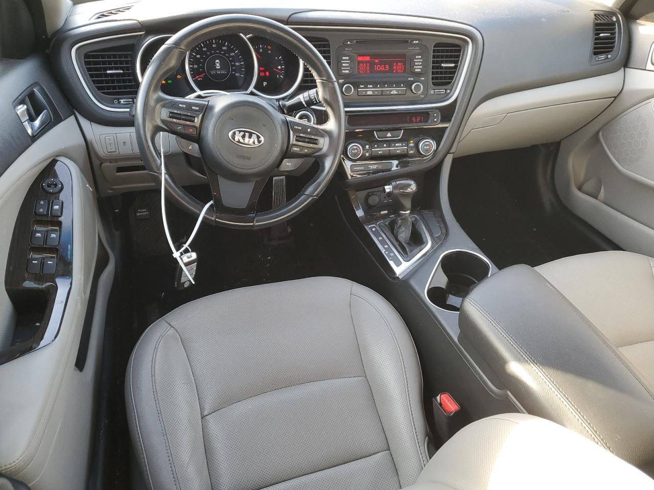2014 Kia Optima - Image 8
