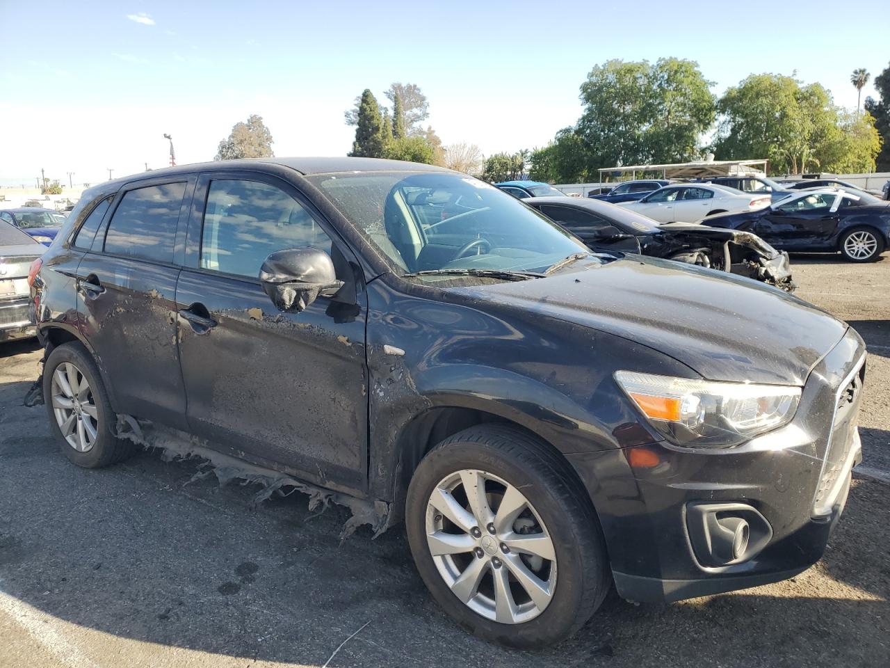 2014 Mitsubishi Outlander - Image 4