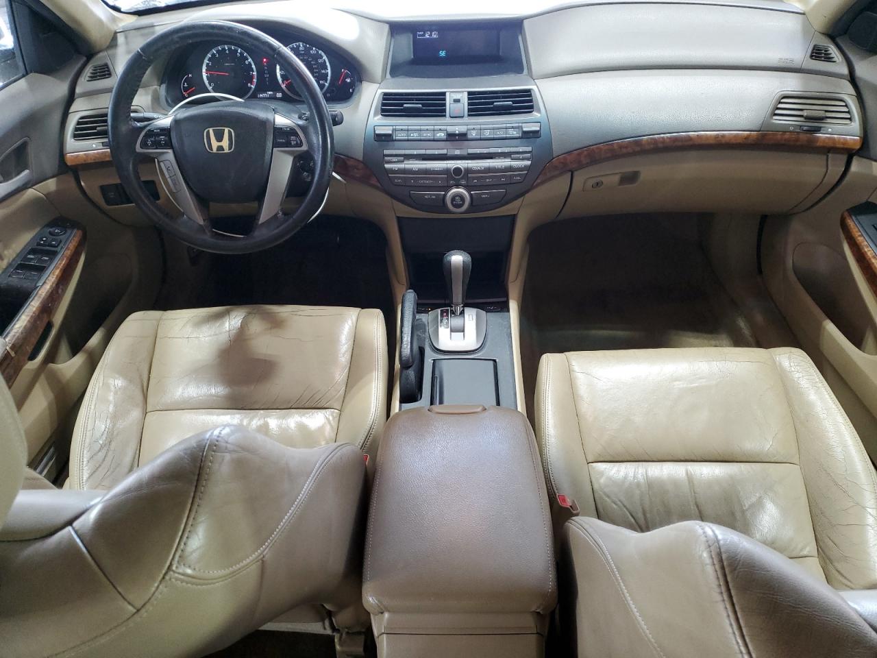 2010 Honda Accord - Image 8