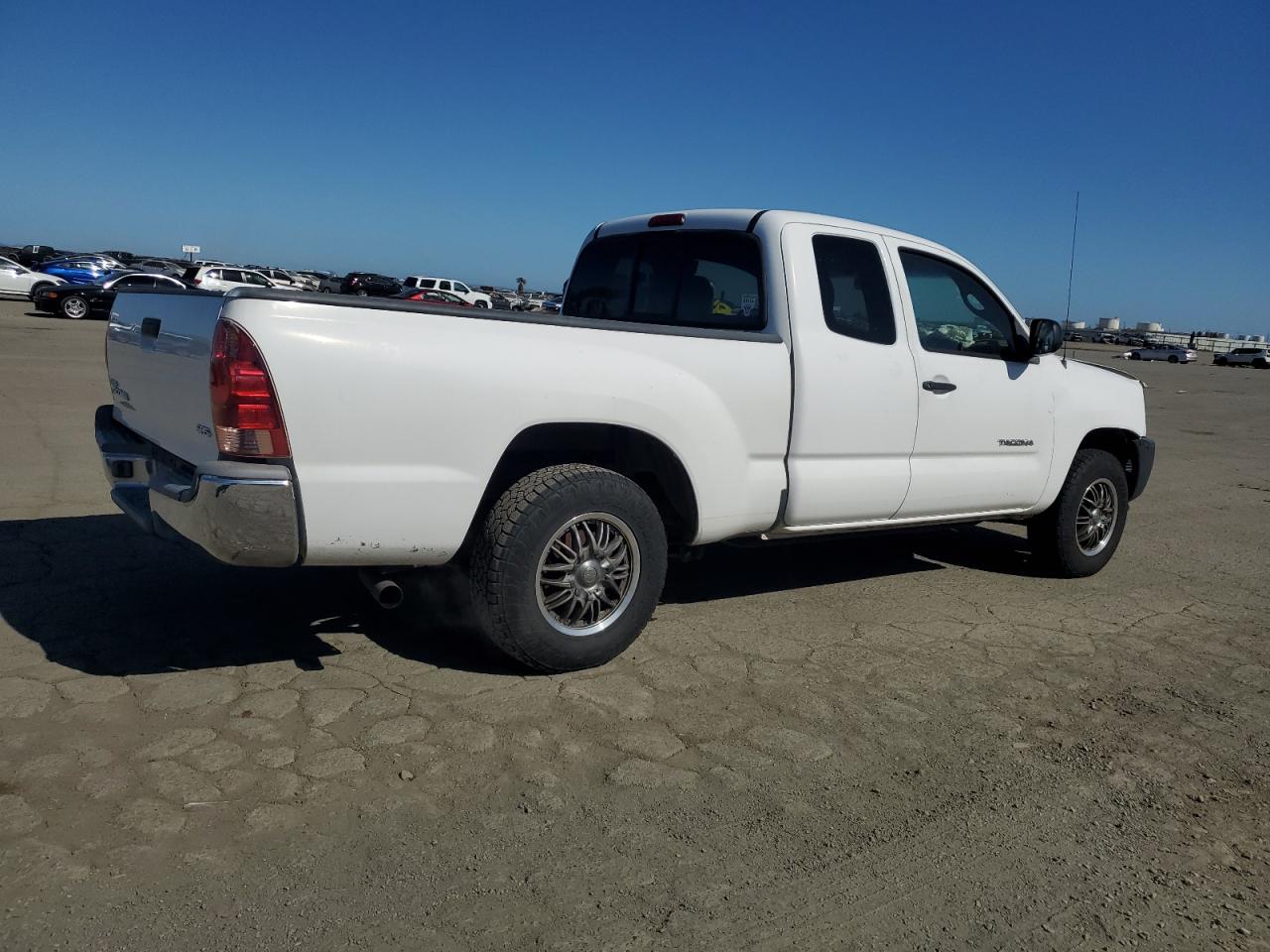 2007 Toyota Tacoma - Image 3