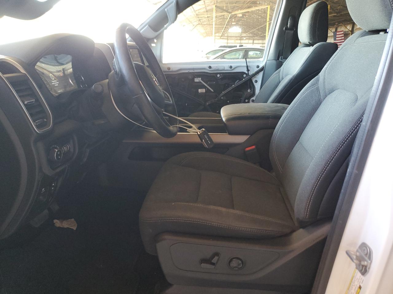 2019 RAM 1500 - Image 7