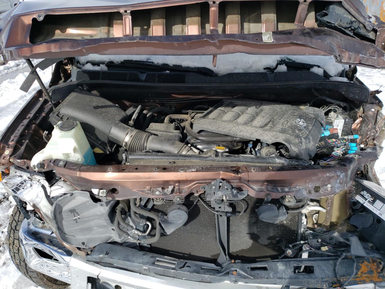 2015 Toyota Tundra - Image 12