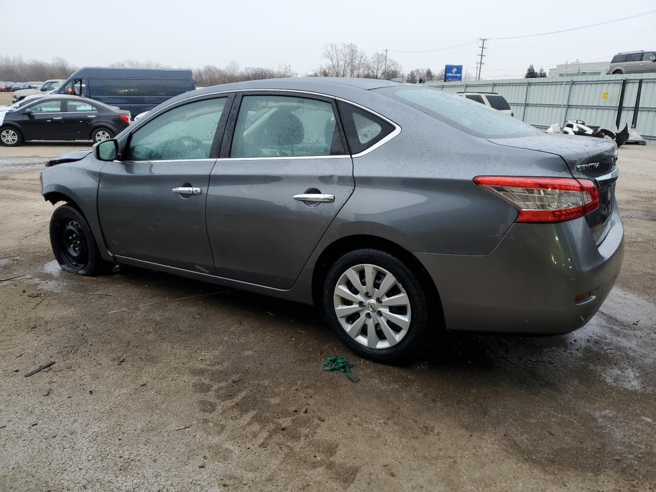 2015 Nissan Sentra - Image 2