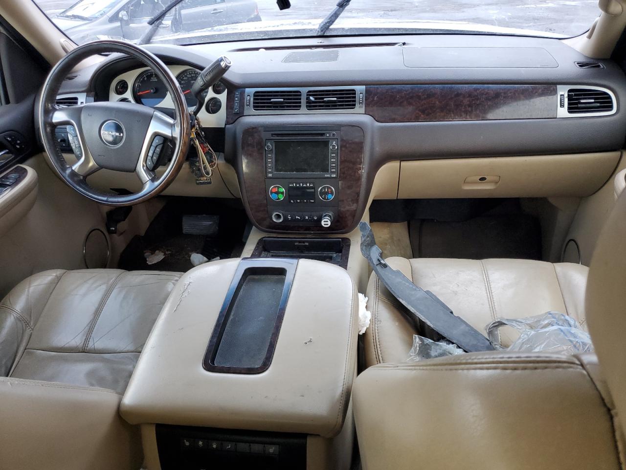2007 GMC Yukon - Image 8