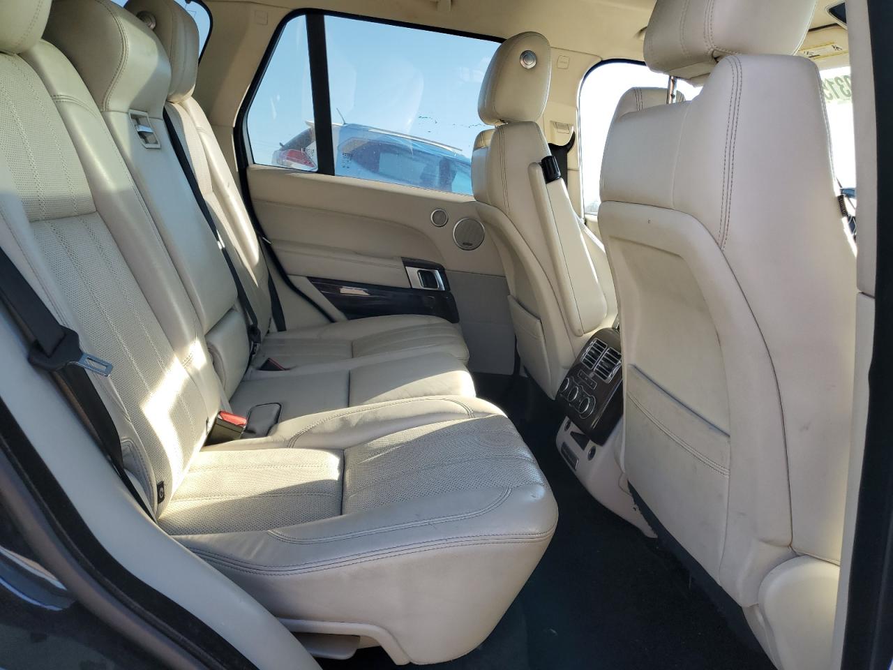2013 Land Rover Range Rover - Image 10