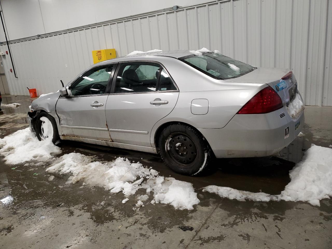 2007 Honda Accord - Image 2