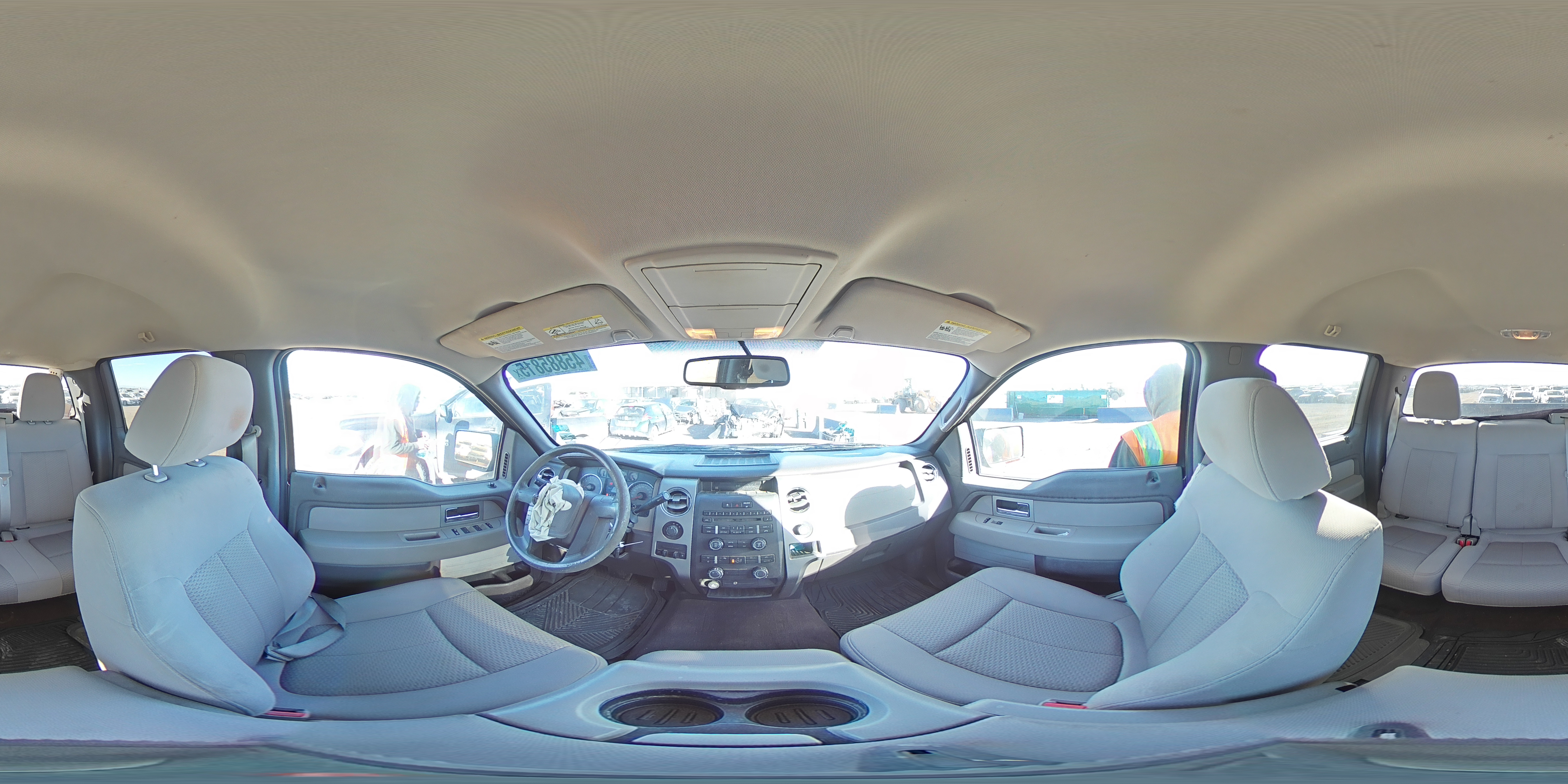 2010 Ford F-150 - Image 13