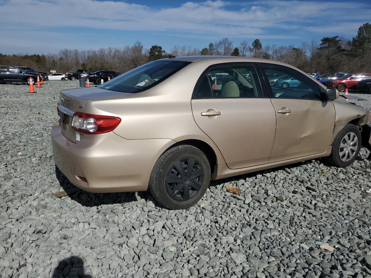 2011 Toyota Corolla - Image 3