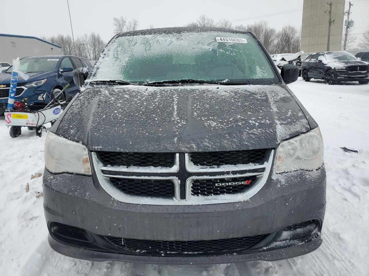 2019 Dodge Caravan - Image 5