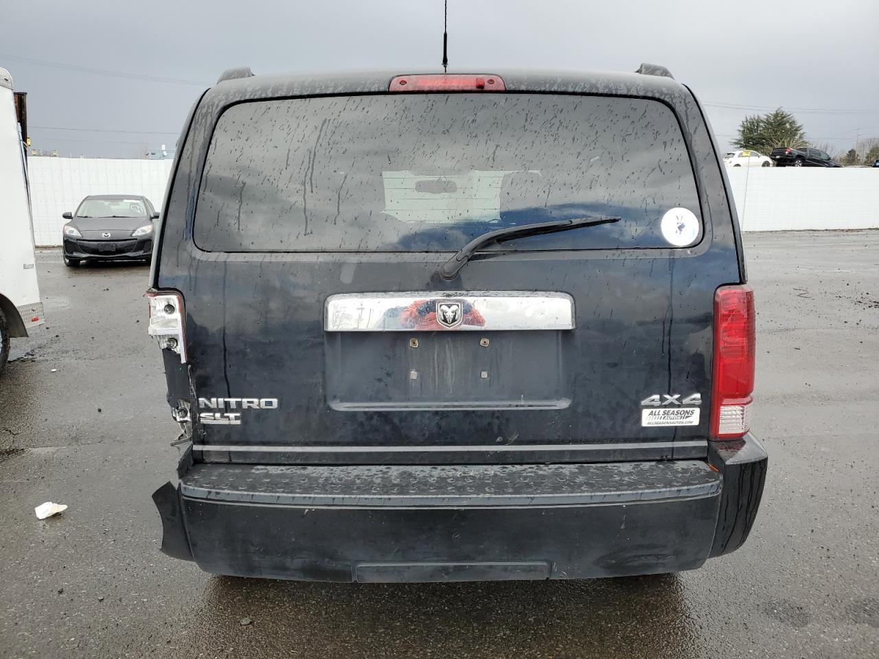 2007 Dodge Nitro - Image 6
