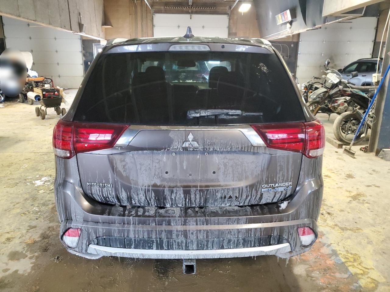 2018 Mitsubishi Outlander - Image 6