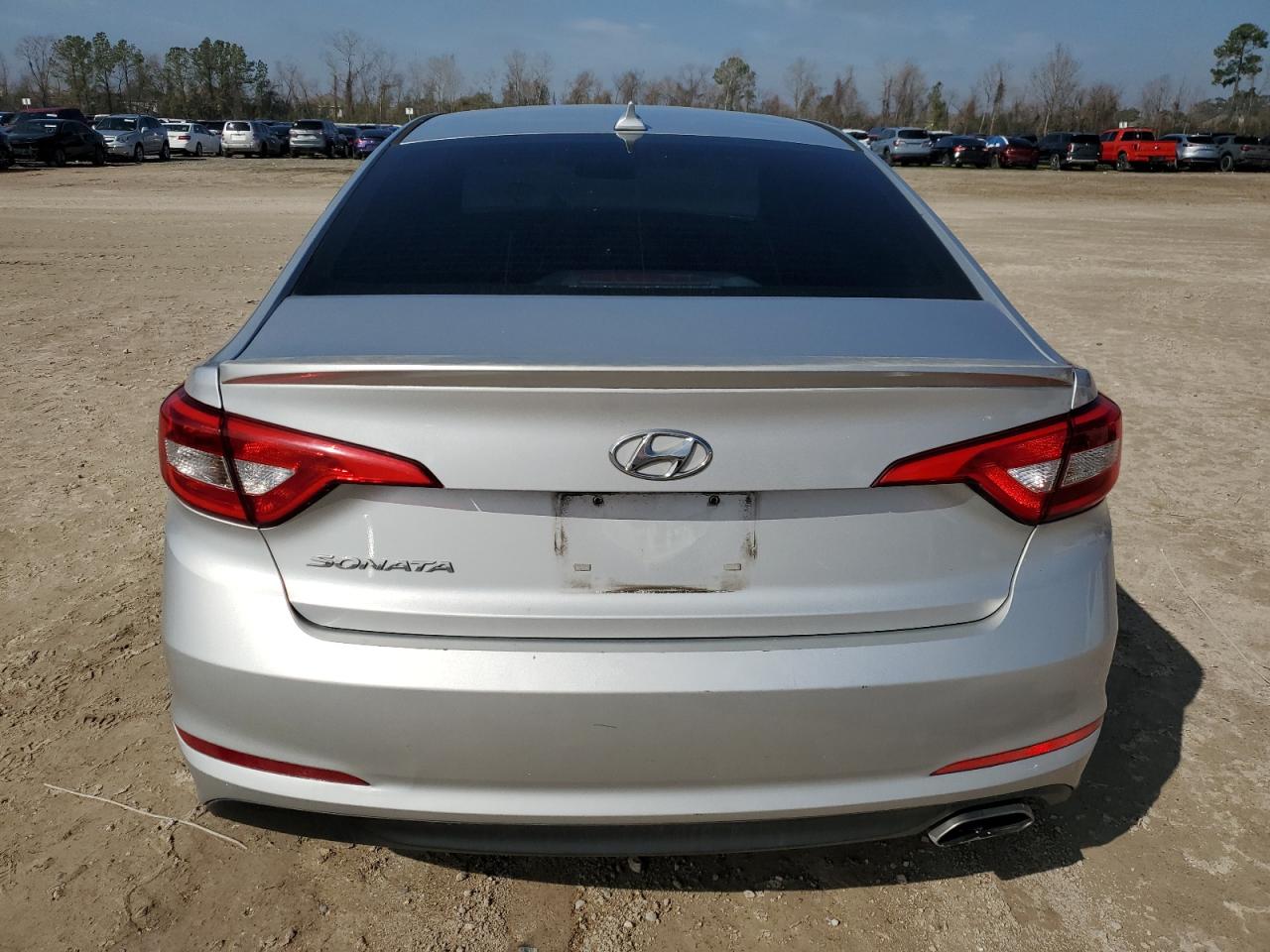 2017 Hyundai Sonata - Image 6
