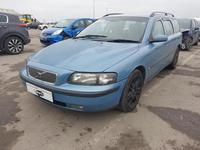 2004 VOLVO V70 D5 SE for sale at Copart CHESTER