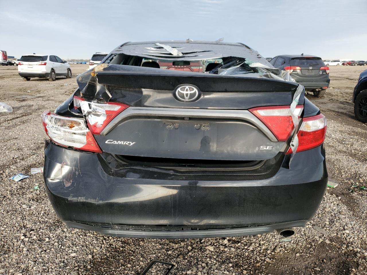 2015 Toyota Camry - Image 6