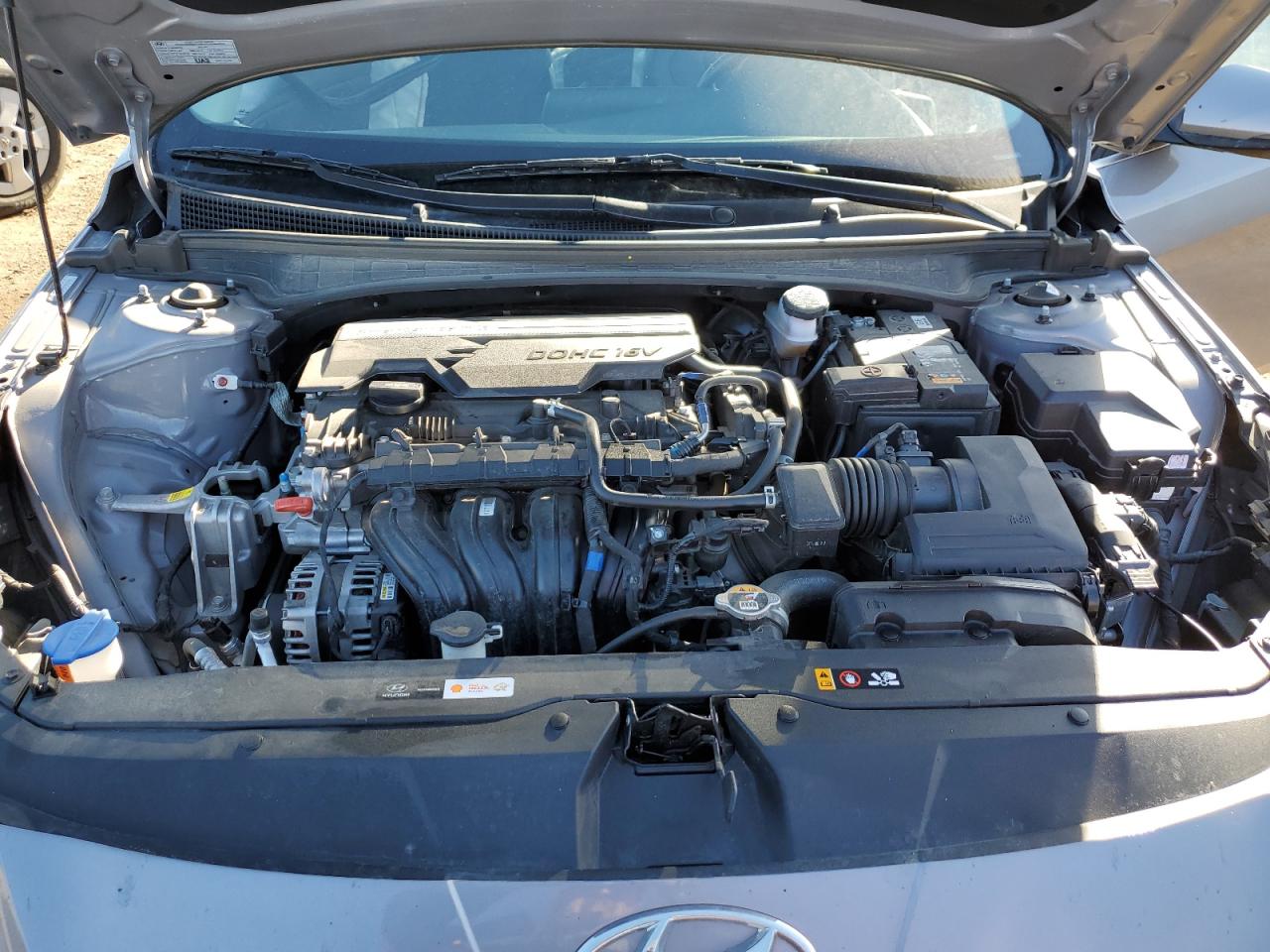 2022 Hyundai Elantra - Image 13