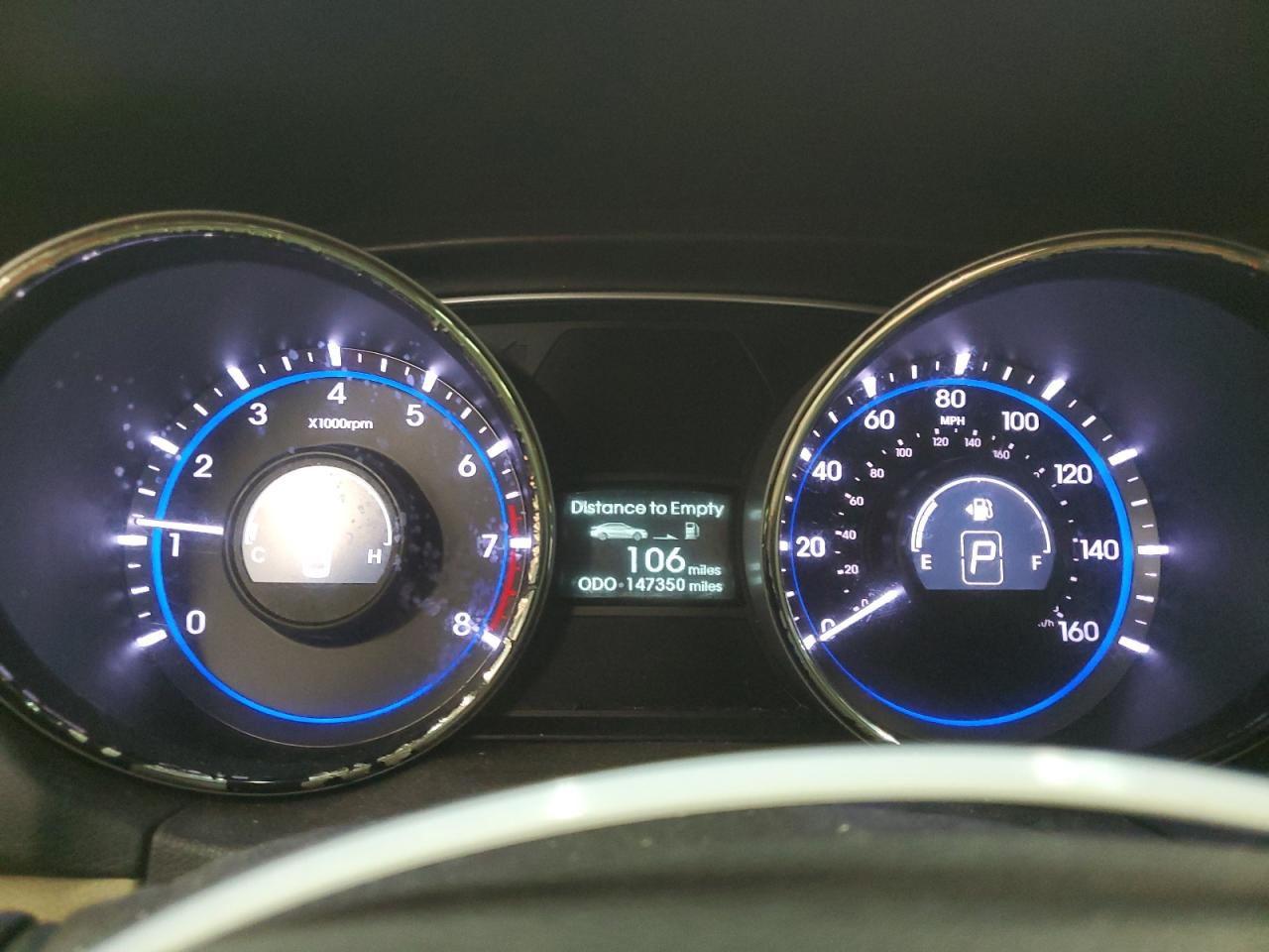 2013 Hyundai Sonata - Image 9