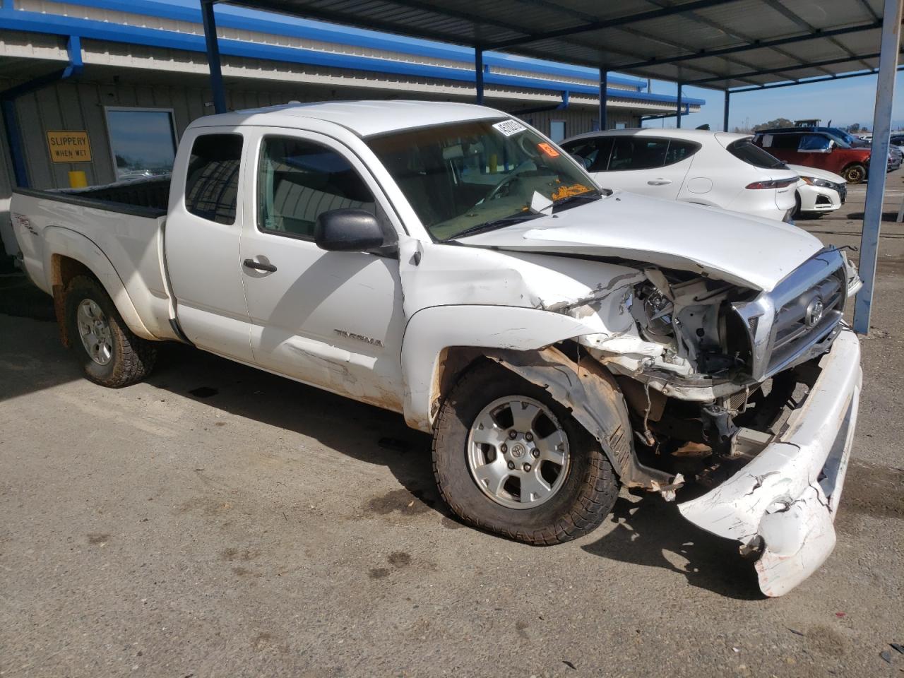 2009 Toyota Tacoma - Image 4