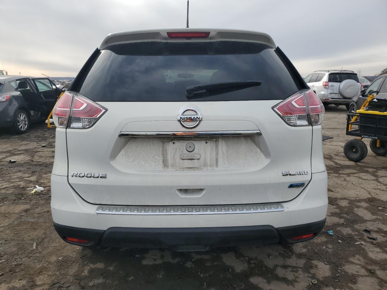 2014 Nissan Rogue - Image 6