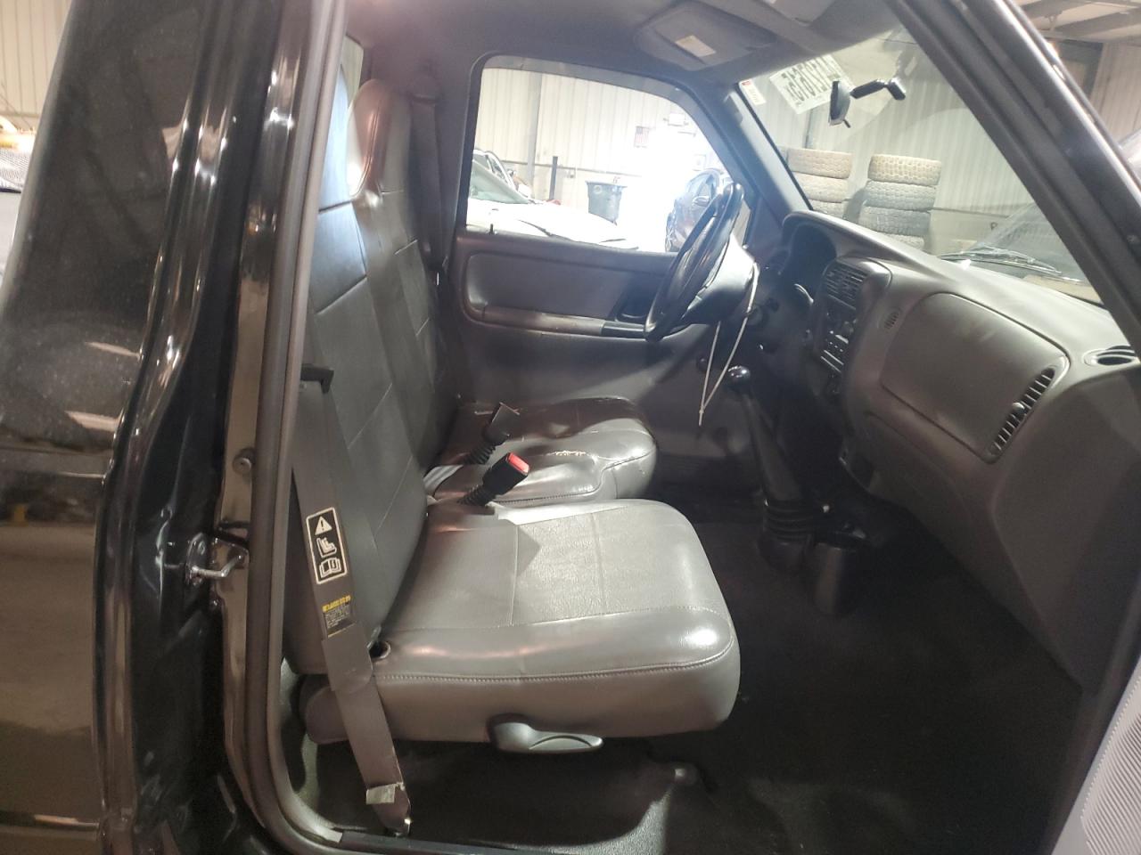 2001 Ford Ranger - Image 10