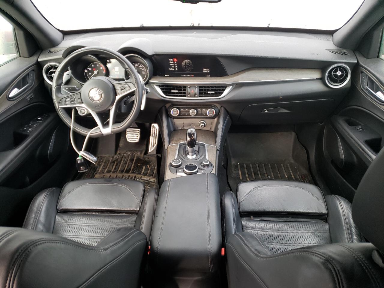 2018 Alfa Romeo Stelvio - Image 8