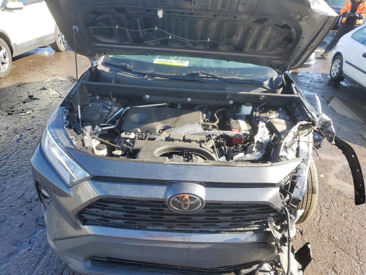 2019 Toyota RAV 4 - Image 12