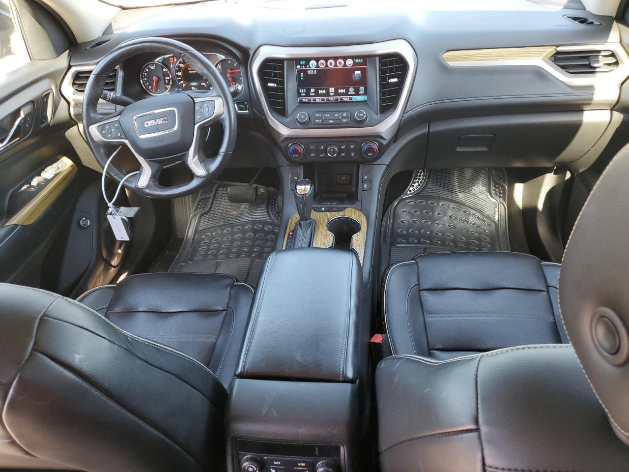 2017 GMC Acadia - Image 8