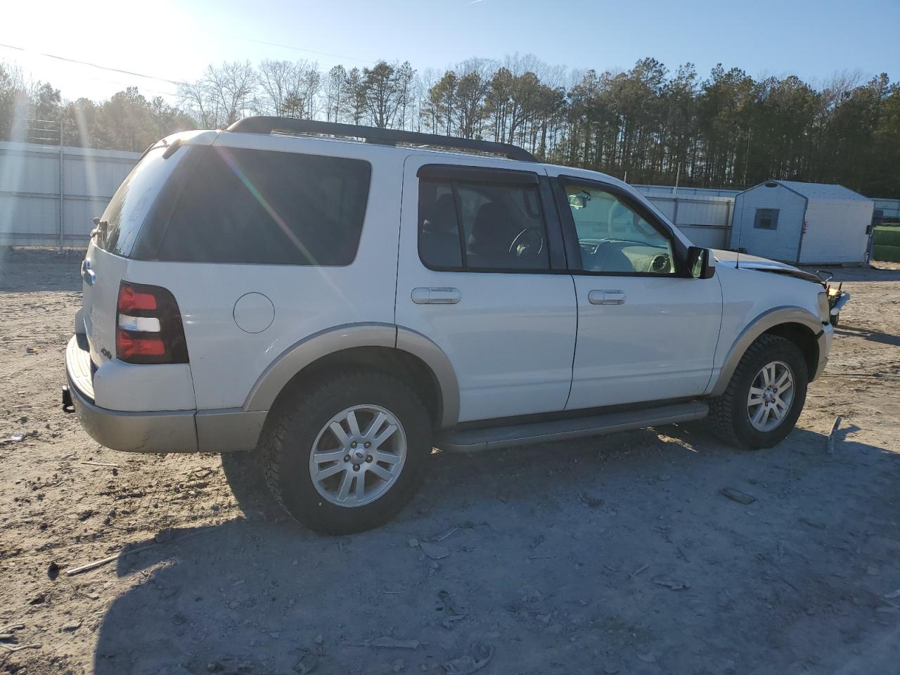 2009 Ford Explorer - Image 3