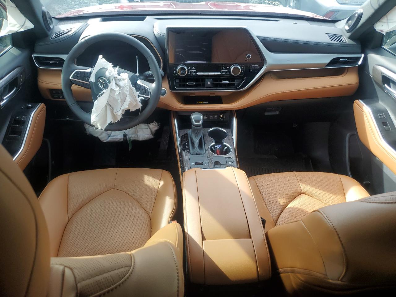 2024 Toyota Highlander - Image 8