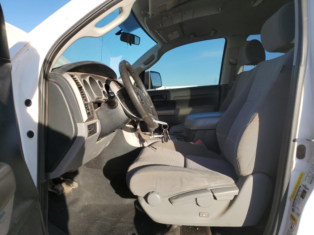 2013 Toyota Tundra - Image 7