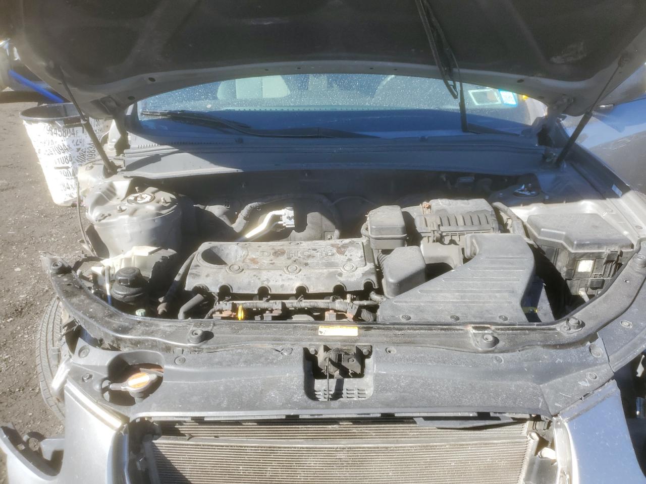 2012 Hyundai Santa Fe - Image 13