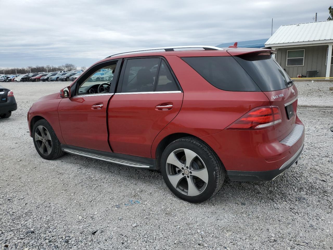 2016 Mercedes-Benz GLE - Image 2