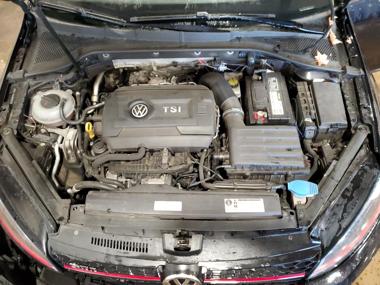 2017 Volkswagen GTI - Image 11