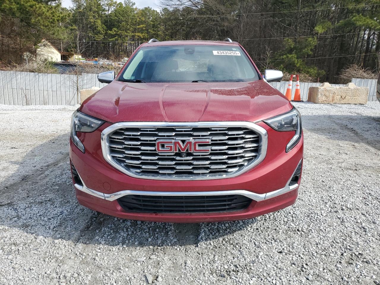 2020 GMC Terrain - Image 5