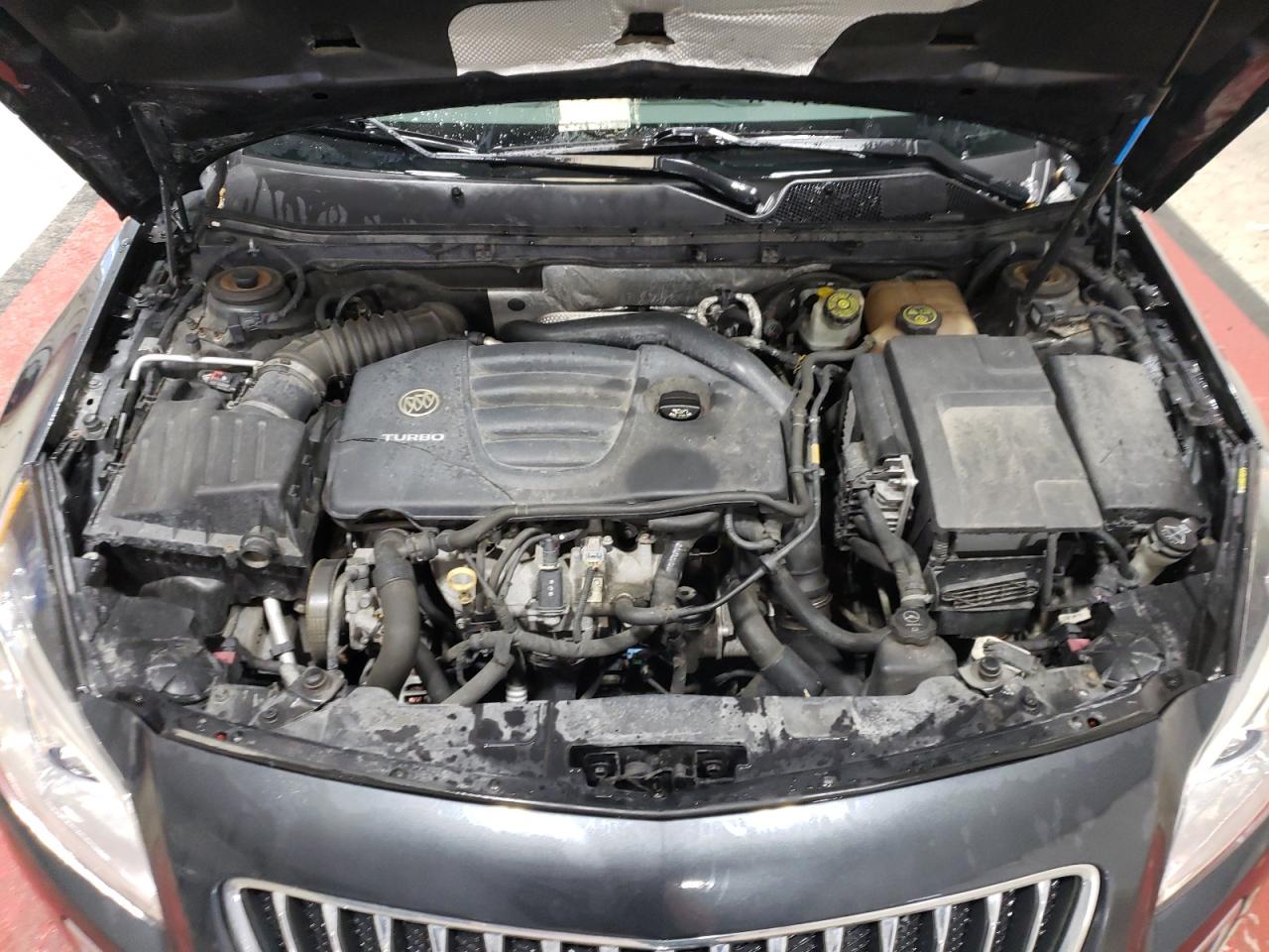 2012 Buick Regal - Image 11