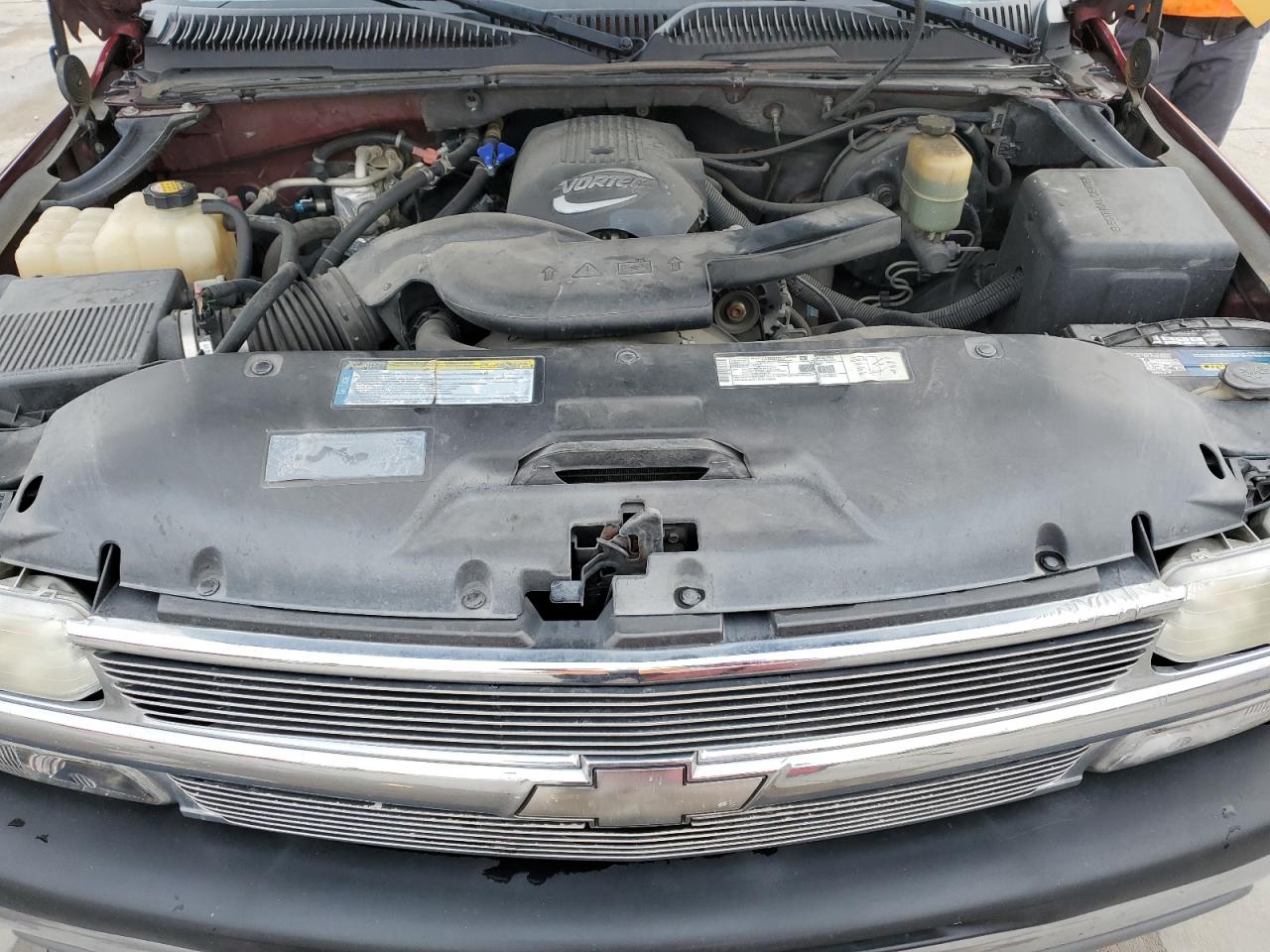 2001 Chevrolet Tahoe - Image 11