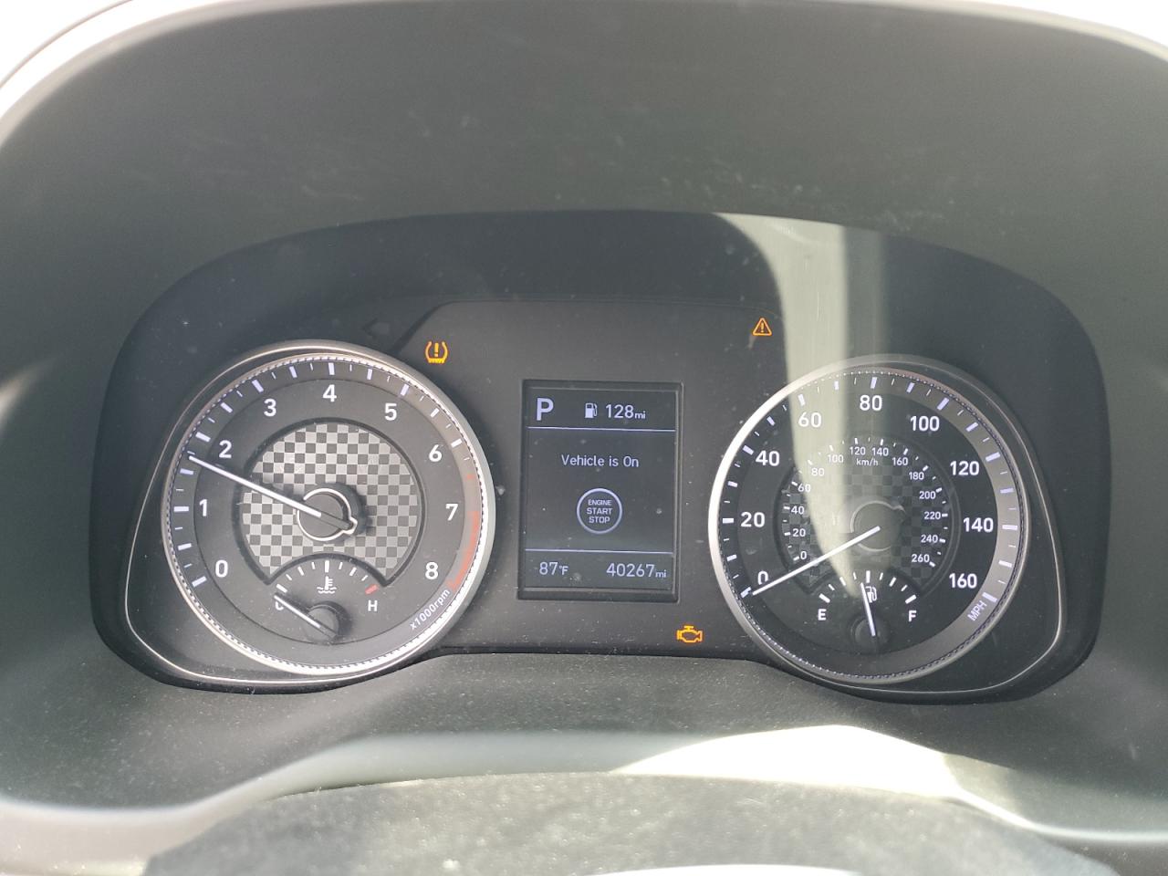 2019 Hyundai Elantra - Image 9