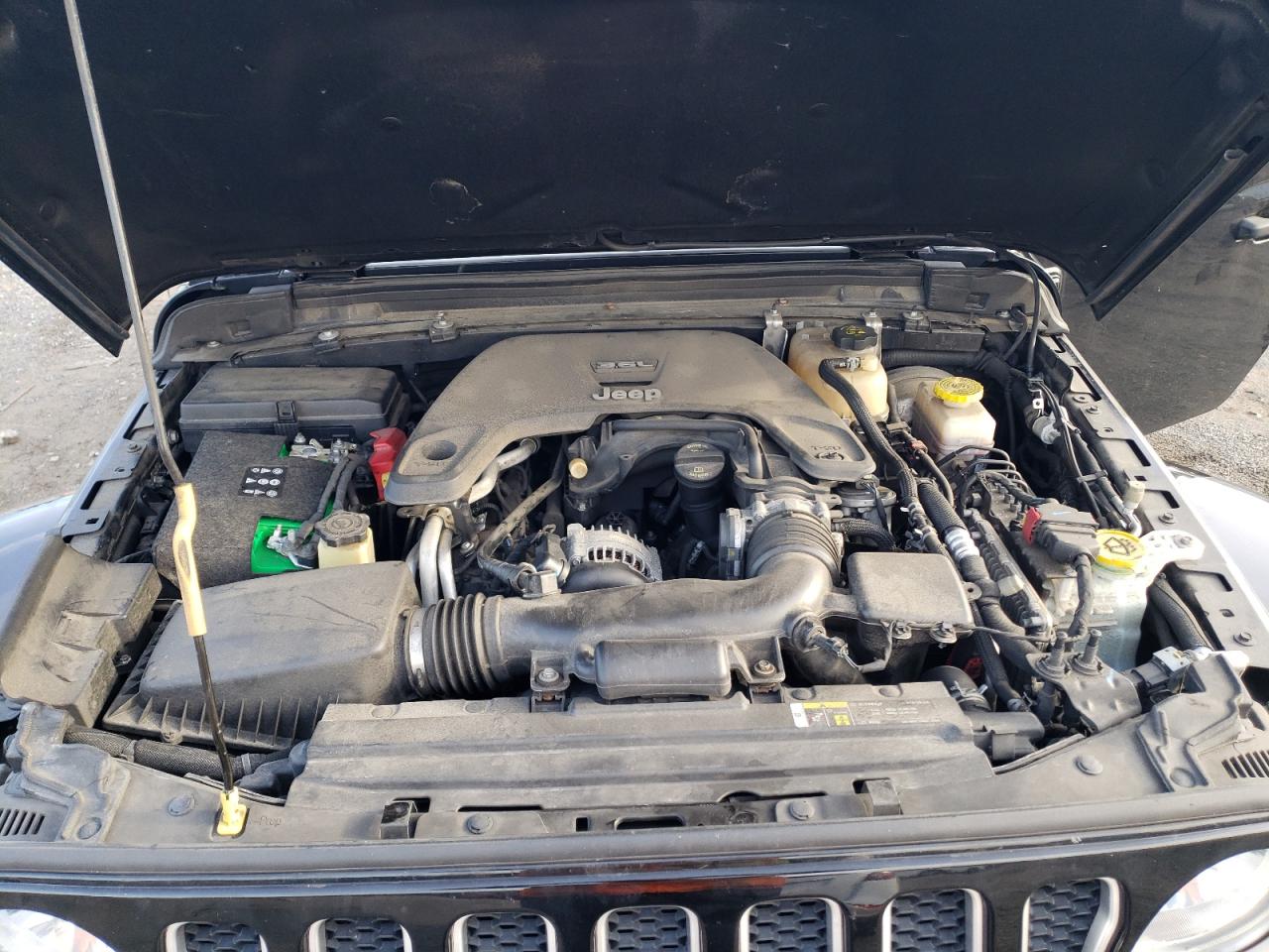 2018 Jeep Wrangler - Image 13