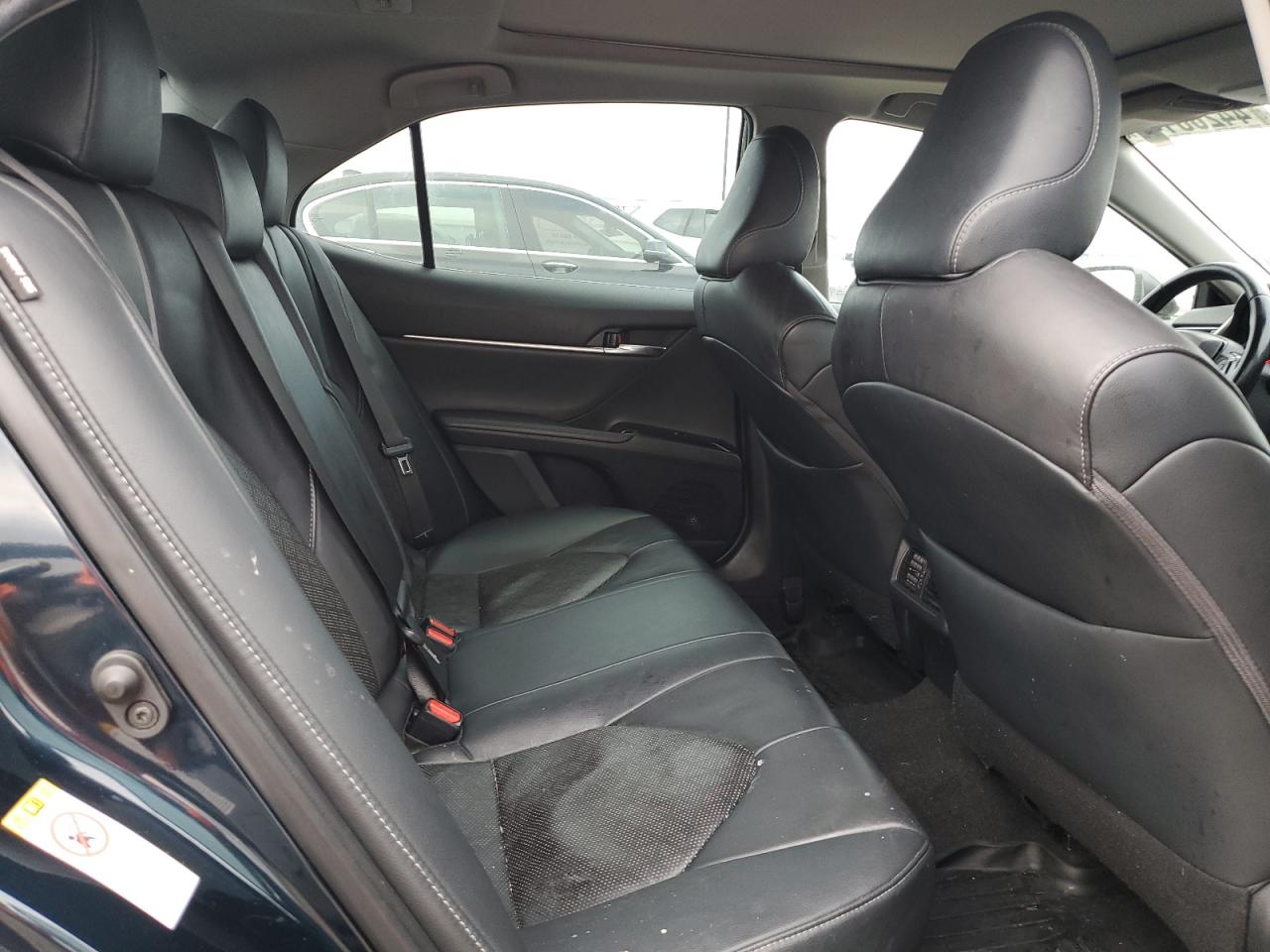 2019 Toyota Camry - Image 10